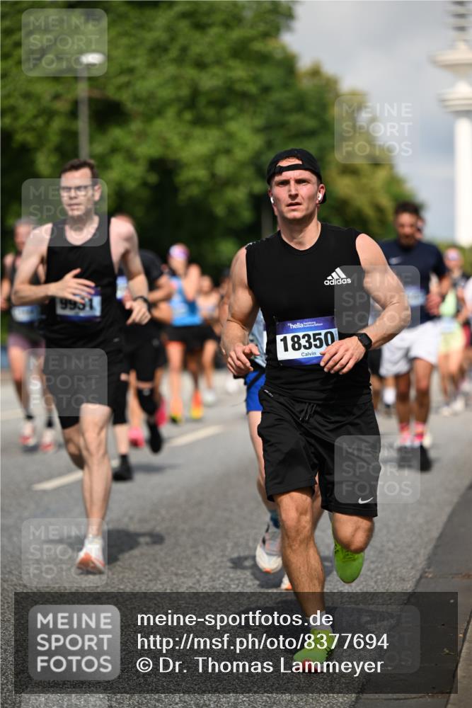 29.06.2025 - hella hamburg halbmarathon Dr. Thomas Lammeyer http://msf.ph/oto/8377694 29.06.2025 09:58:41 Kennedybrücke 1549, 1817, 2222, 2274, 2592, 2596, 2670, 2816, 2955, 3208, 3209, 3258, 4832, 5399, 5705, 6389, 6723, 6923, 6978, 6991, 7274, 7335, 7508, 7908, 8117, 8437, 8657, 8981, 9038, 9093, 9159, 9476, 9661, 9710, 9720, 9924, 9931, 10122, 11125 meine-sportfotos.de