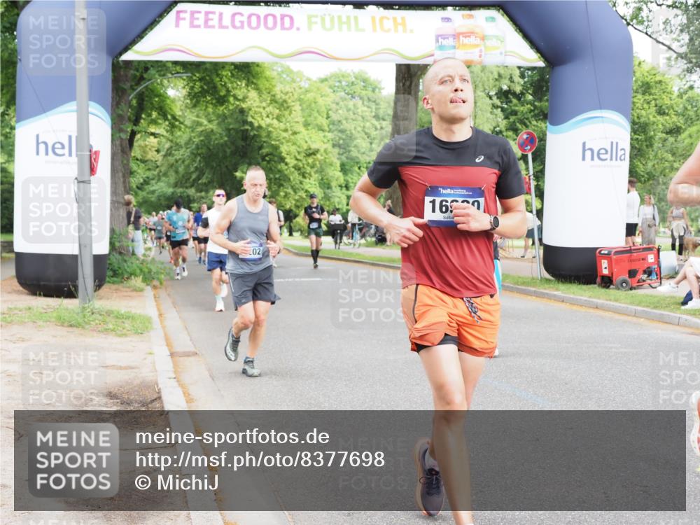 29.06.2025 - hella hamburg halbmarathon MichiJ http://msf.ph/oto/8377698 29.06.2025 10:45:49 Zwischen KM18-KM19 2348, 2619, 3279, 5926, 6202, 10759, 16980, 17839, 18232, 18254, 18954 meine-sportfotos.de