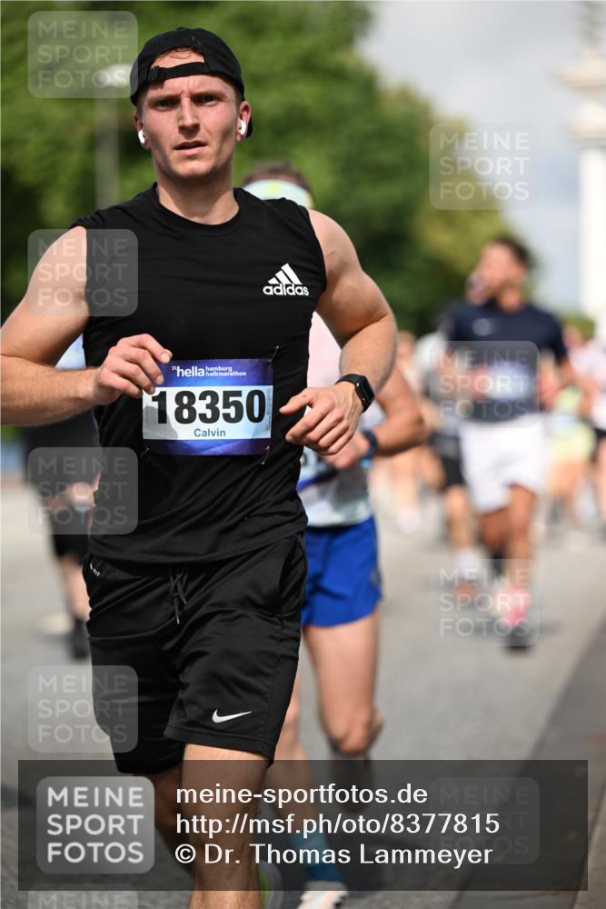 29.06.2025 - hella hamburg halbmarathon Dr. Thomas Lammeyer http://msf.ph/oto/8377815 29.06.2025 09:58:42 Kennedybrücke 1549, 1817, 2274, 2592, 2596, 2816, 2955, 3208, 3209, 3258, 4832, 5399, 5705, 6389, 6723, 6923, 6978, 6991, 7274, 7335, 7508, 7908, 8117, 8437, 8657, 8981, 9031, 9038, 9093, 9159, 9476, 9661, 9710, 9720, 9924, 9931, 10122, 11125 meine-sportfotos.de