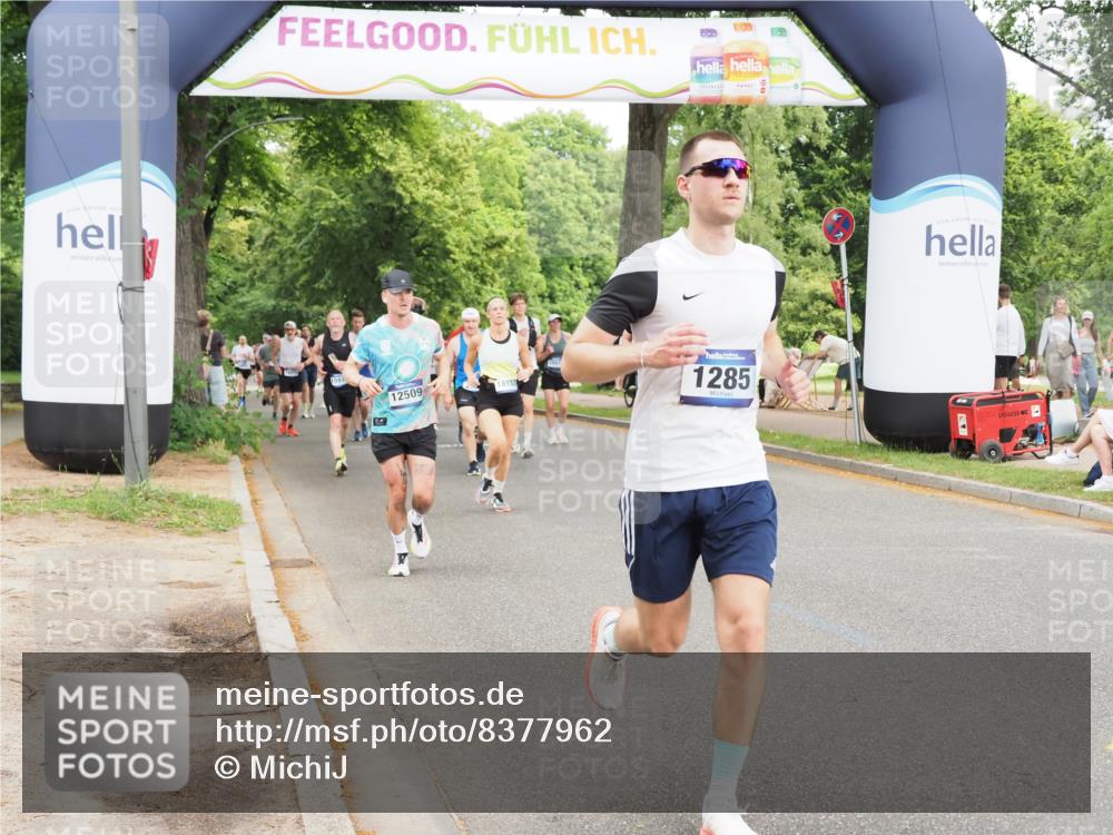 29.06.2025 - hella hamburg halbmarathon MichiJ http://msf.ph/oto/8377962 29.06.2025 10:45:52 Zwischen KM18-KM19 1285, 2619, 3279, 5926, 6202, 10539, 10759, 15914, 16980, 18254 meine-sportfotos.de