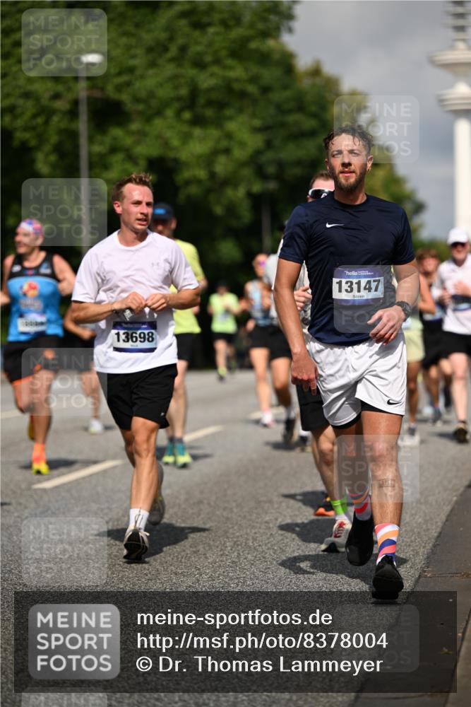29.06.2025 - hella hamburg halbmarathon Dr. Thomas Lammeyer http://msf.ph/oto/8378004 29.06.2025 09:58:44 Kennedybrücke 1549, 1817, 2274, 2592, 2596, 2816, 2955, 3208, 3209, 3258, 4832, 5399, 5705, 6389, 6723, 6923, 6991, 7335, 7508, 7908, 8117, 8437, 8657, 8889, 8981, 9031, 9038, 9093, 9159, 9476, 9661, 9710, 9720, 9869, 9931, 10122, 10423 meine-sportfotos.de