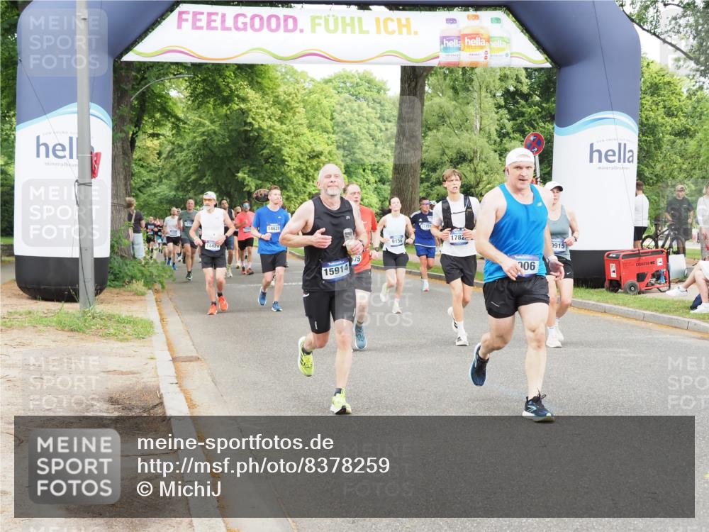 29.06.2025 - hella hamburg halbmarathon MichiJ http://msf.ph/oto/8378259 29.06.2025 10:45:56 Zwischen KM18-KM19 1285, 2006, 5926, 6202, 9156, 9353, 10539, 10915, 12509, 14375, 14628, 15914, 17825, 18153 meine-sportfotos.de