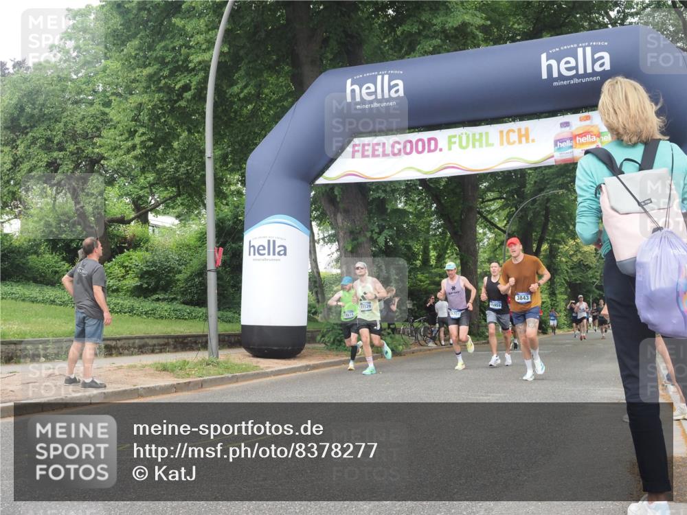 29.06.2025 - hella hamburg halbmarathon KatJ http://msf.ph/oto/8378277 29.06.2025 10:24:49 Zwischen KM18-KM19 3843 meine-sportfotos.de