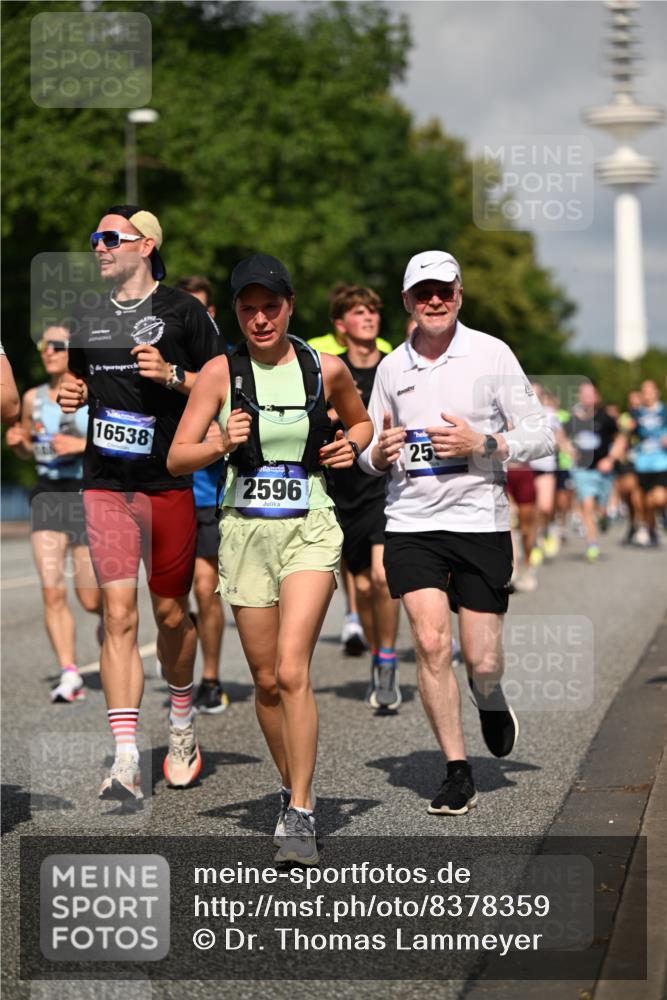 29.06.2025 - hella hamburg halbmarathon Dr. Thomas Lammeyer http://msf.ph/oto/8378359 29.06.2025 09:58:47 Kennedybrücke 1549, 1817, 2274, 2592, 2596, 2955, 3208, 3209, 3258, 3747, 4093, 4832, 5399, 5705, 6158, 6389, 6662, 6723, 6923, 7335, 7508, 7659, 7908, 8117, 8437, 8657, 8693, 8889, 8981, 9031, 9032, 9038, 9093, 9159, 9476, 9649, 9661, 9720, 9869, 9931, 10122, 10423 meine-sportfotos.de