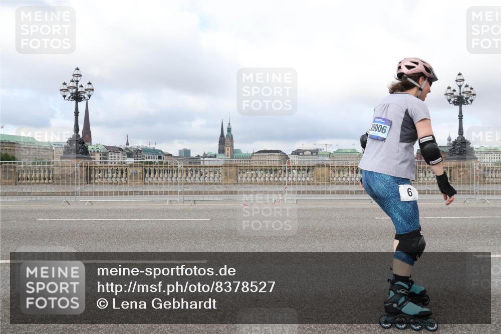 29.06.2025 - hella hamburg halbmarathon Lena Gebhardt http://msf.ph/oto/8378527 29.06.2025 09:14:11 Lombardsbrücke 20006, 6 meine-sportfotos.de