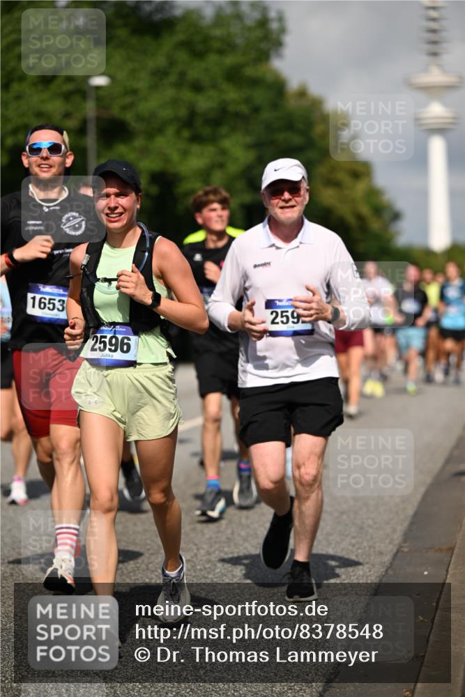 29.06.2025 - hella hamburg halbmarathon Dr. Thomas Lammeyer http://msf.ph/oto/8378548 29.06.2025 09:58:48 Kennedybrücke 1549, 1817, 2274, 2287, 2411, 2592, 2596, 2955, 3087, 3208, 3209, 3258, 3747, 4093, 4832, 5399, 5705, 6158, 6389, 6662, 6723, 6836, 6923, 7508, 7659, 7908, 8117, 8437, 8657, 8693, 8889, 9031, 9032, 9038, 9093, 9159, 9476, 9649, 9661, 9720, 9869, 9931, 10122, 10423 meine-sportfotos.de