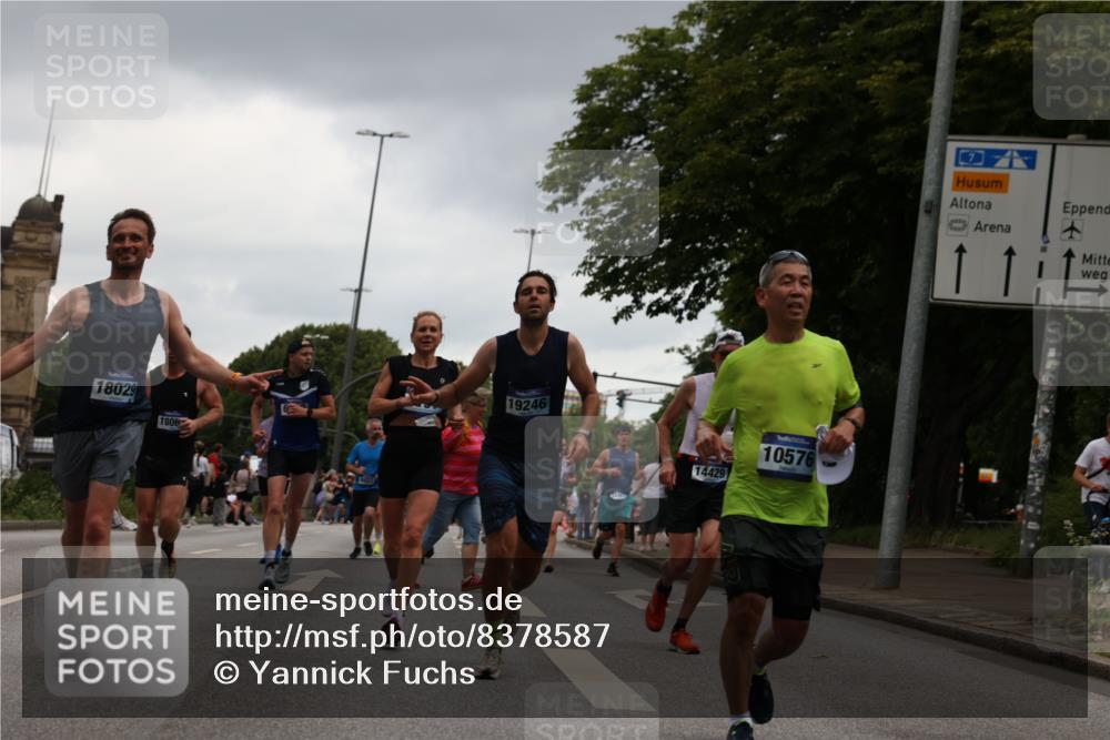 29.06.2025 - hella hamburg halbmarathon Yannick Fuchs http://msf.ph/oto/8378587 29.06.2025 10:54:36 20KM 1364, 1414, 1653, 1681, 2322, 2323, 2363, 6033, 6201, 6309, 6487, 6754, 6757, 7006, 7065, 7636, 8003, 8191, 8421, 8422, 8509, 8662, 8923, 9020, 9021, 10534, 10576, 11041, 11366, 11623, 11702, 11753, 11782, 11937, 12491, 13488, 13589, 14429, 15269, 17491, 17825, 17899, 17952, 18029, 18063, 19159, 19246 meine-sportfotos.de