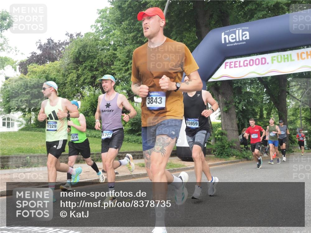 29.06.2025 - hella hamburg halbmarathon KatJ http://msf.ph/oto/8378735 29.06.2025 10:24:51 Zwischen KM18-KM19 3843 meine-sportfotos.de