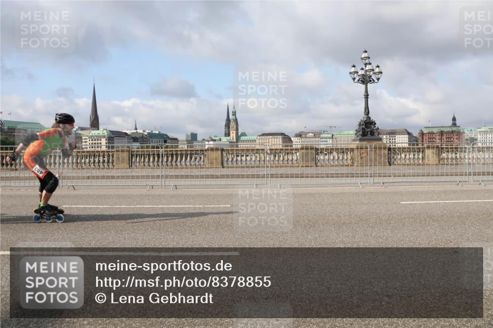 29.06.2025 - hella hamburg halbmarathon Lena Gebhardt http://msf.ph/oto/8378855 29.06.2025 08:51:56 Lombardsbrücke 887 meine-sportfotos.de