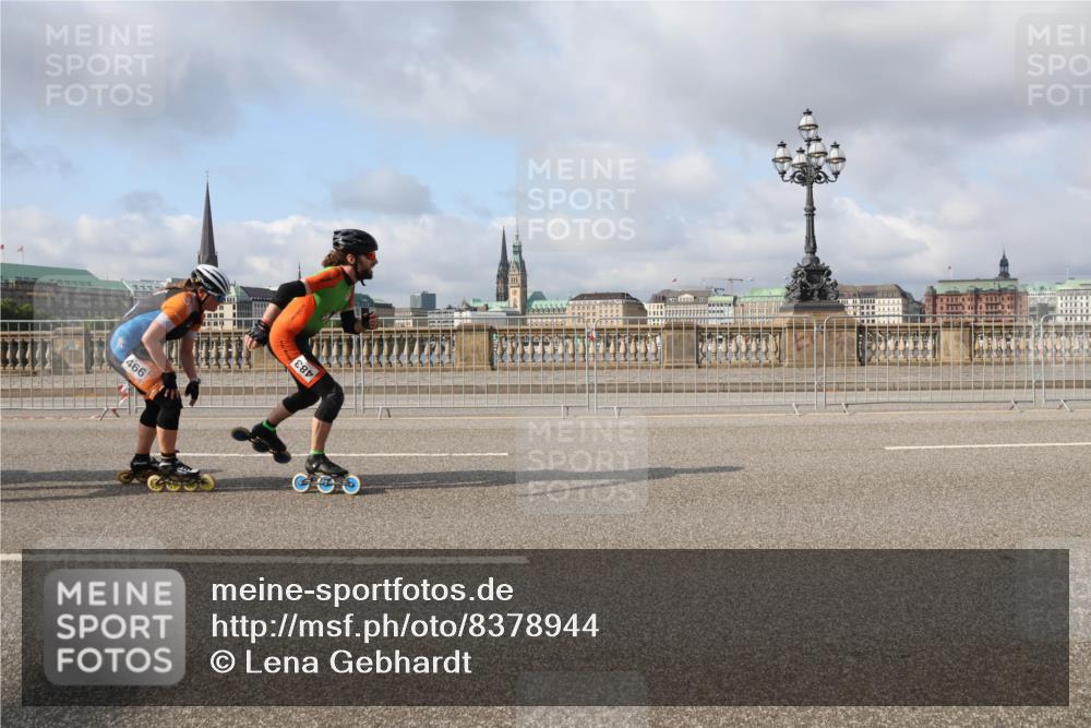 29.06.2025 - hella hamburg halbmarathon Lena Gebhardt http://msf.ph/oto/8378944 29.06.2025 08:51:56 Lombardsbrücke 466, 483 meine-sportfotos.de