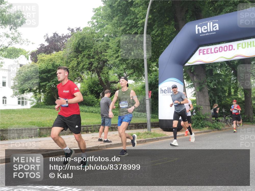 29.06.2025 - hella hamburg halbmarathon KatJ http://msf.ph/oto/8378999 29.06.2025 10:24:54 Zwischen KM18-KM19 3843 meine-sportfotos.de