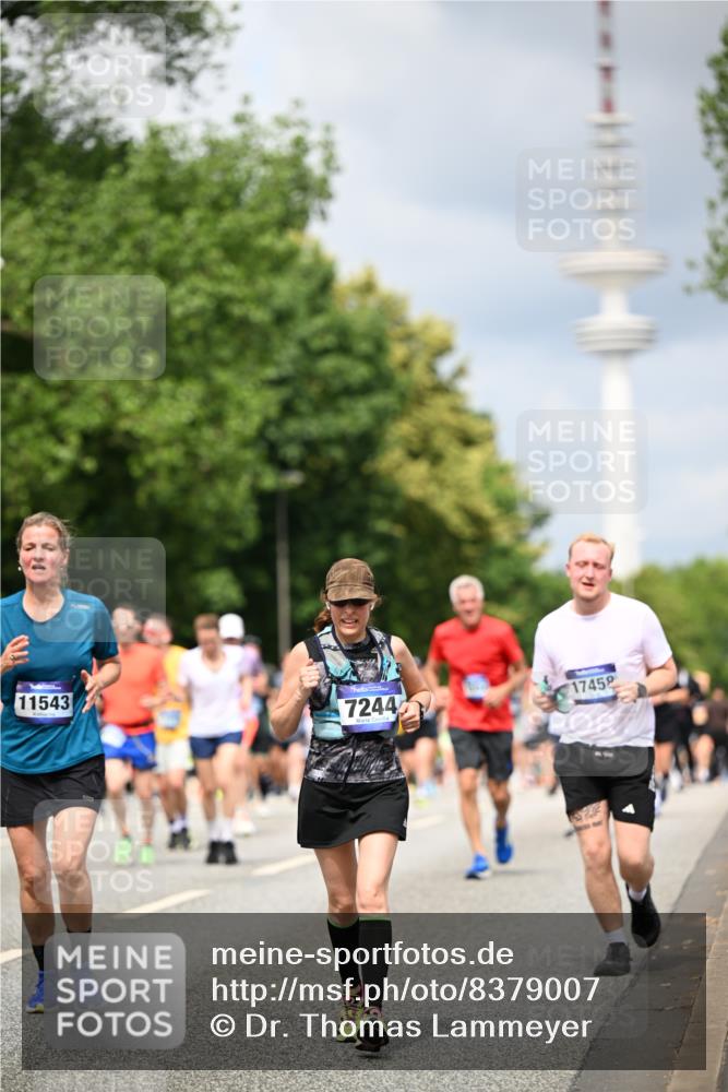 29.06.2025 - hella hamburg halbmarathon Dr. Thomas Lammeyer http://msf.ph/oto/8379007 29.06.2025 10:42:33 Kennedybrücke 1394, 1578, 1596, 1791, 1901, 2124, 2151, 3010, 3094, 3246, 3338, 3633, 3635, 3636, 3716, 4414, 4921, 5713, 5790, 5875, 6695, 6696, 6751, 6930, 7118, 7119, 7148, 7244, 7371, 7552, 7914, 8539, 8615, 8696, 9424, 9500, 9699, 10146, 10584, 11152, 11164 meine-sportfotos.de