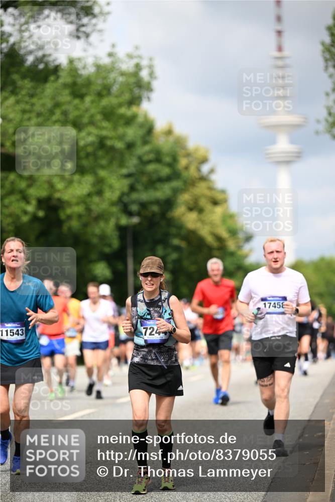 29.06.2025 - hella hamburg halbmarathon Dr. Thomas Lammeyer http://msf.ph/oto/8379055 29.06.2025 10:42:33 Kennedybrücke 1394, 1578, 1596, 1791, 1901, 2124, 2151, 3010, 3094, 3246, 3338, 3633, 3635, 3636, 3716, 4414, 4921, 5713, 5790, 5875, 6695, 6696, 6751, 6930, 7118, 7119, 7148, 7244, 7371, 7552, 7914, 8539, 8615, 8696, 9424, 9500, 9699, 10146, 10584, 11152, 11164 meine-sportfotos.de