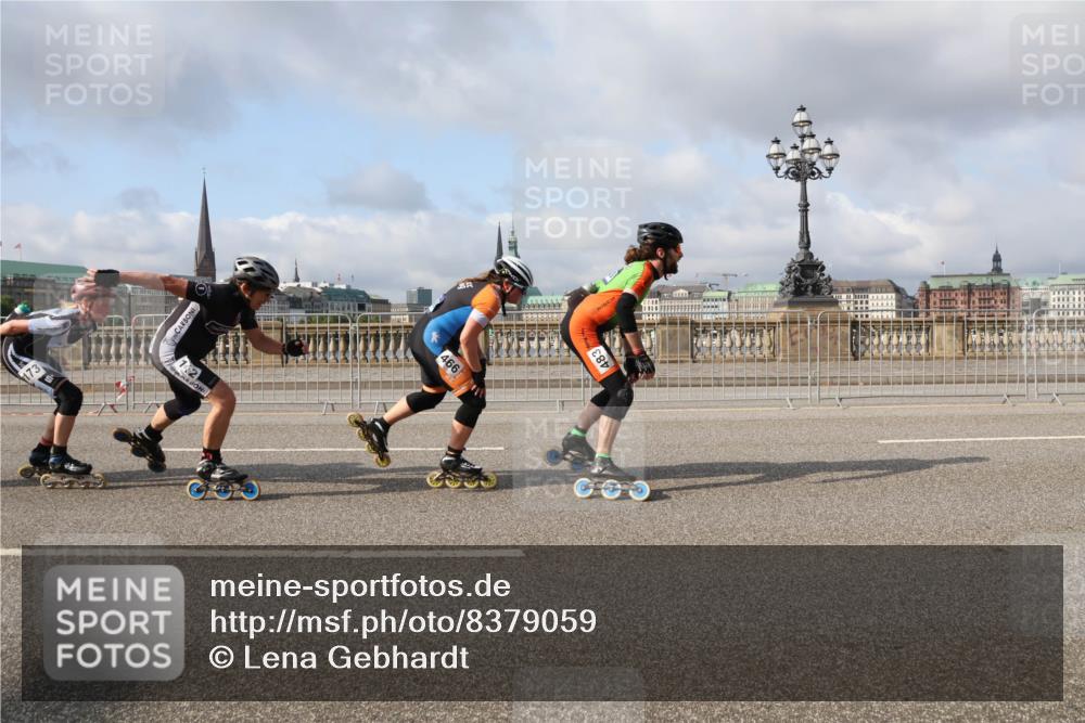 29.06.2025 - hella hamburg halbmarathon Lena Gebhardt http://msf.ph/oto/8379059 29.06.2025 08:51:56 Lombardsbrücke 173, 1, 2, 466, 483 meine-sportfotos.de