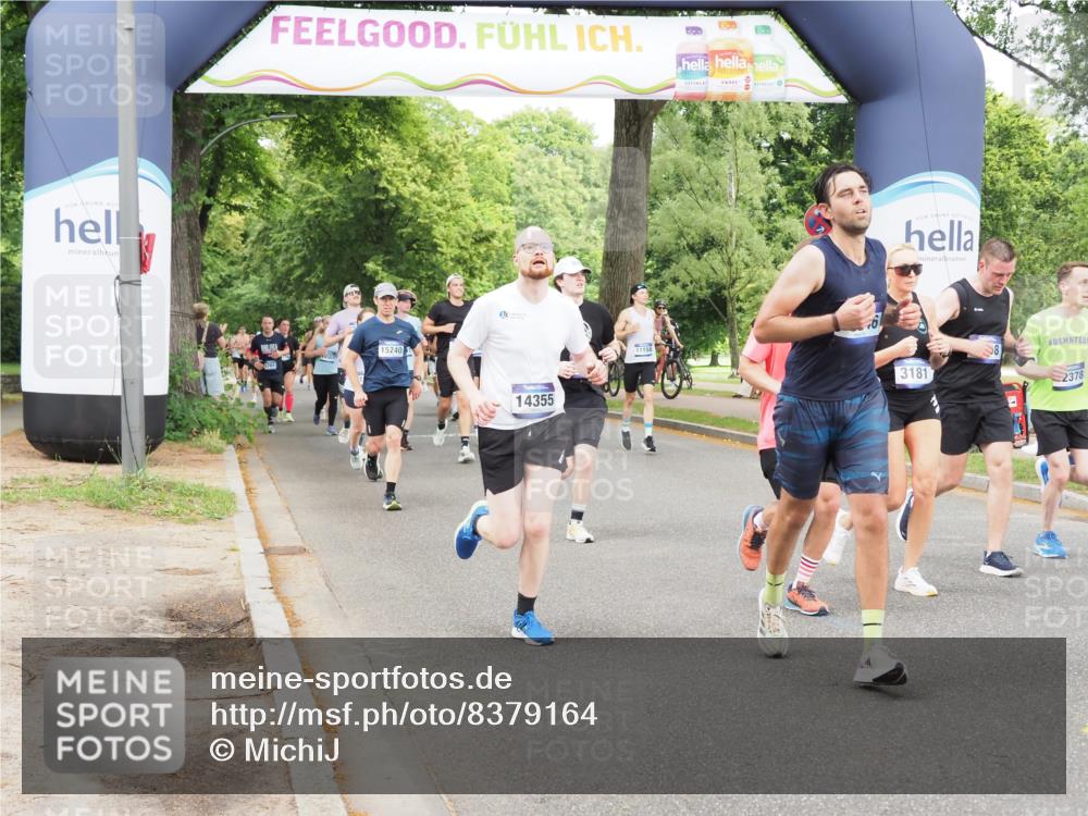 29.06.2025 - hella hamburg halbmarathon MichiJ http://msf.ph/oto/8379164 29.06.2025 10:46:03 Zwischen KM18-KM19 2957, 3181, 6208, 7259, 7287, 8089, 9156, 11158, 11757, 12378, 12406, 12633, 12809, 14355, 14429, 14628, 17176, 17931, 18467, 19246 meine-sportfotos.de