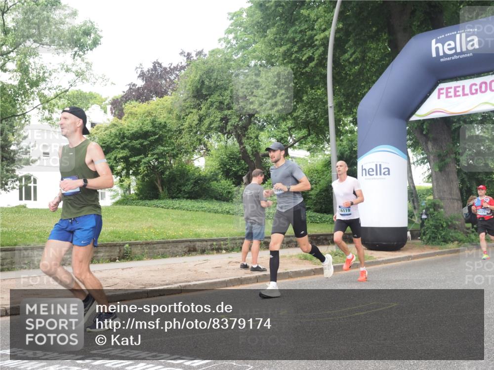 29.06.2025 - hella hamburg halbmarathon KatJ http://msf.ph/oto/8379174 29.06.2025 10:24:54 Zwischen KM18-KM19 3843 meine-sportfotos.de