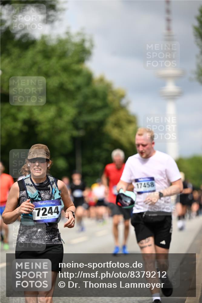 29.06.2025 - hella hamburg halbmarathon Dr. Thomas Lammeyer http://msf.ph/oto/8379212 29.06.2025 10:42:35 Kennedybrücke 1394, 1578, 1596, 1791, 1901, 2151, 3010, 3094, 3095, 3246, 3338, 3633, 3635, 3636, 3716, 3841, 3927, 4414, 4921, 5300, 5713, 5790, 6695, 6696, 6751, 6930, 7118, 7119, 7148, 7244, 7371, 7552, 7692, 7914, 8539, 8615, 8696, 9424, 9500, 9699, 10146, 10584, 11152 meine-sportfotos.de