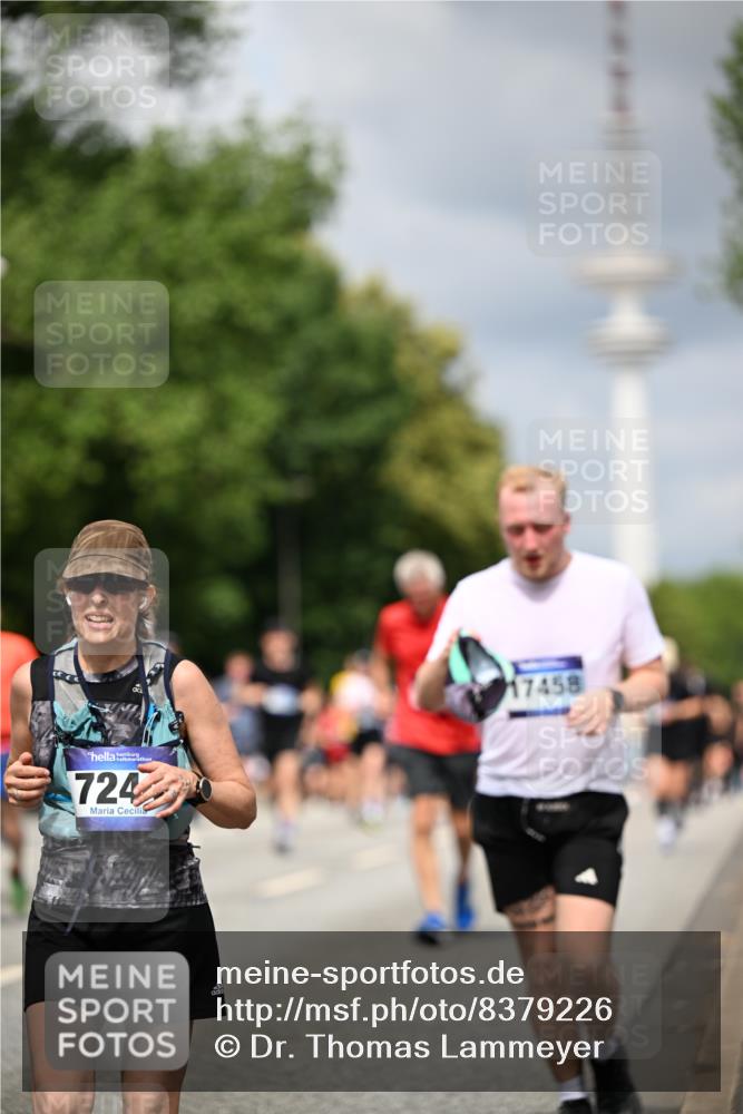 29.06.2025 - hella hamburg halbmarathon Dr. Thomas Lammeyer http://msf.ph/oto/8379226 29.06.2025 10:42:35 Kennedybrücke 1394, 1578, 1596, 1791, 1901, 2151, 3010, 3094, 3095, 3246, 3338, 3633, 3635, 3636, 3716, 3841, 3927, 4414, 4921, 5300, 5713, 5790, 6695, 6696, 6751, 6930, 7118, 7119, 7148, 7244, 7371, 7552, 7692, 7914, 8539, 8615, 8696, 9424, 9500, 9699, 10146, 10584, 11152 meine-sportfotos.de