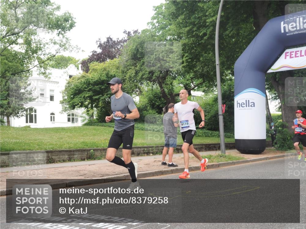 29.06.2025 - hella hamburg halbmarathon KatJ http://msf.ph/oto/8379258 29.06.2025 10:24:55 Zwischen KM18-KM19 3843 meine-sportfotos.de