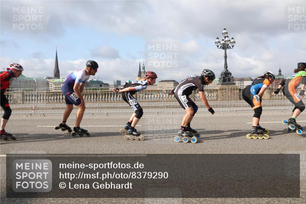 29.06.2025 - hella hamburg halbmarathon Lena Gebhardt http://msf.ph/oto/8379290 29.06.2025 08:51:57 Lombardsbrücke 458, 173, 466 meine-sportfotos.de