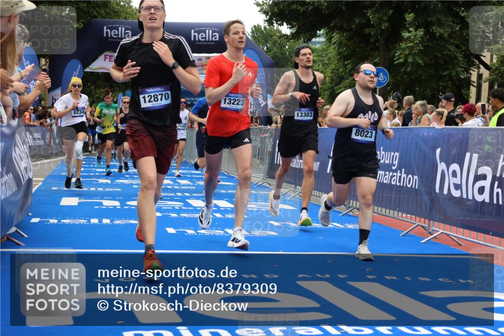 29.06.2025 - hella hamburg halbmarathon Strokosch-Dieckow http://msf.ph/oto/8379309 29.06.2025 10:47:31 Ziel 51, 1012, 1070, 1320, 1592, 1696, 2284, 2839, 2869, 2953, 3304, 5532, 5650, 5889, 6009, 8023, 8234, 8693, 8852, 8927, 9305, 10969, 11021, 12870, 13223, 13303, 14618, 14619, 15350, 15451, 15479, 15923, 16819, 17846, 17905, 18104, 18758, 18970, 18974, 19181 meine-sportfotos.de