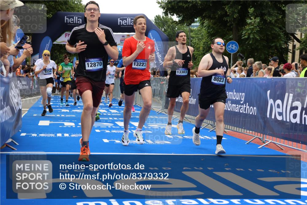 29.06.2025 - hella hamburg halbmarathon Strokosch-Dieckow http://msf.ph/oto/8379332 29.06.2025 10:47:31 Ziel 51, 1012, 1070, 1320, 1592, 1696, 2284, 2839, 2869, 2953, 3304, 5532, 5650, 5889, 6009, 8023, 8234, 8693, 8852, 8927, 9305, 10969, 11021, 12870, 13223, 13303, 14618, 14619, 15350, 15451, 15479, 15923, 16819, 17846, 17905, 18104, 18758, 18970, 18974, 19181 meine-sportfotos.de