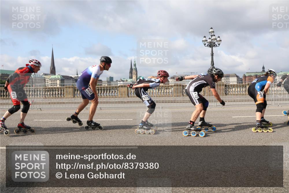 29.06.2025 - hella hamburg halbmarathon Lena Gebhardt http://msf.ph/oto/8379380 29.06.2025 08:51:57 Lombardsbrücke 451, 458, 173 meine-sportfotos.de