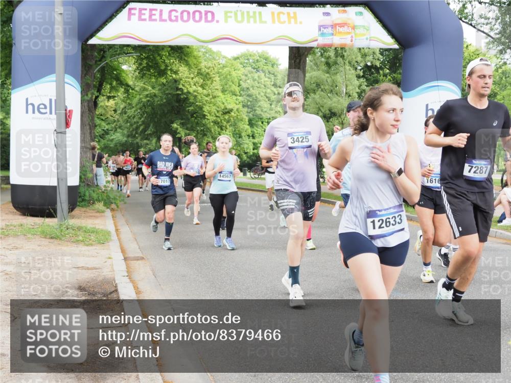 29.06.2025 - hella hamburg halbmarathon MichiJ http://msf.ph/oto/8379466 29.06.2025 10:46:06 Zwischen KM18-KM19 3181, 3425, 3983, 4502, 6208, 6997, 7259, 7287, 8089, 10703, 11158, 11159, 12378, 12406, 12633, 14355, 14567, 15240, 16160, 16341, 17017, 17176, 17931, 18467, 18716, 19246 meine-sportfotos.de