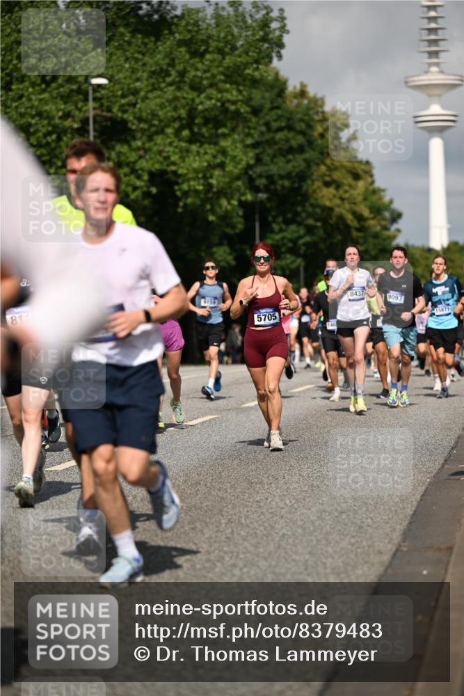 29.06.2025 - hella hamburg halbmarathon Dr. Thomas Lammeyer http://msf.ph/oto/8379483 29.06.2025 09:58:50 Kennedybrücke 1549, 2274, 2287, 2411, 2592, 2596, 2955, 3087, 3208, 3209, 3258, 3747, 4093, 4832, 5102, 5399, 5638, 5705, 6027, 6158, 6389, 6662, 6723, 6836, 6923, 7508, 7659, 8117, 8218, 8371, 8437, 8657, 8693, 8889, 9031, 9032, 9093, 9159, 9476, 9649, 9661, 9720, 9869, 9931, 10053, 10122, 10423 meine-sportfotos.de
