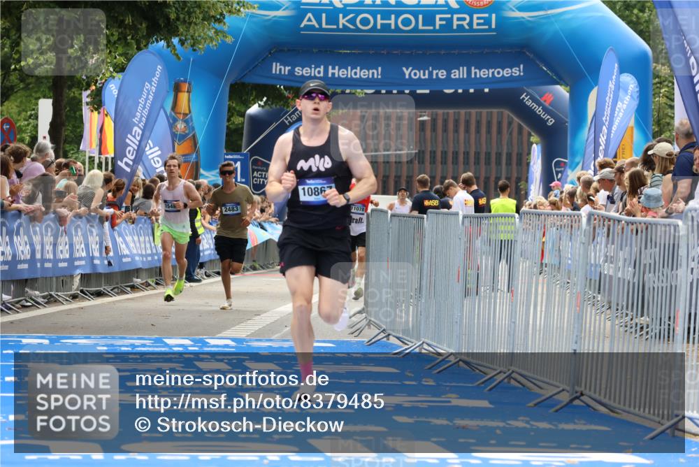29.06.2025 - hella hamburg halbmarathon Strokosch-Dieckow http://msf.ph/oto/8379485 29.06.2025 10:24:57 Ziel 2483, 10867, 11078, 14836, 15483, 16361, 17752 meine-sportfotos.de