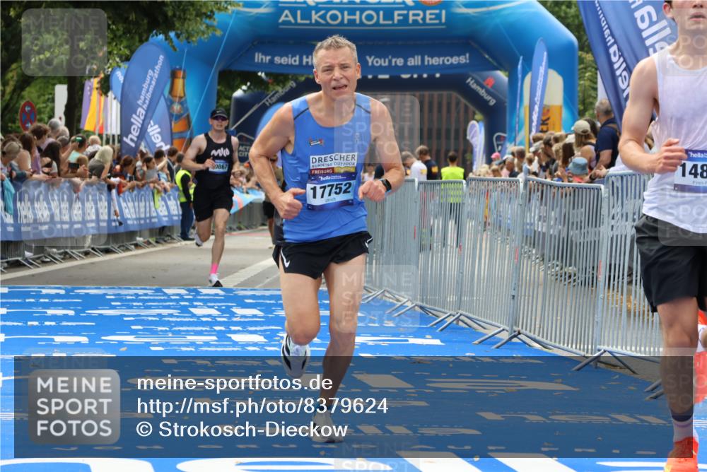 29.06.2025 - hella hamburg halbmarathon Strokosch-Dieckow http://msf.ph/oto/8379624 29.06.2025 10:24:54 Ziel 1271, 2483, 7142, 10867, 11678, 13872, 14836, 16361, 17752 meine-sportfotos.de