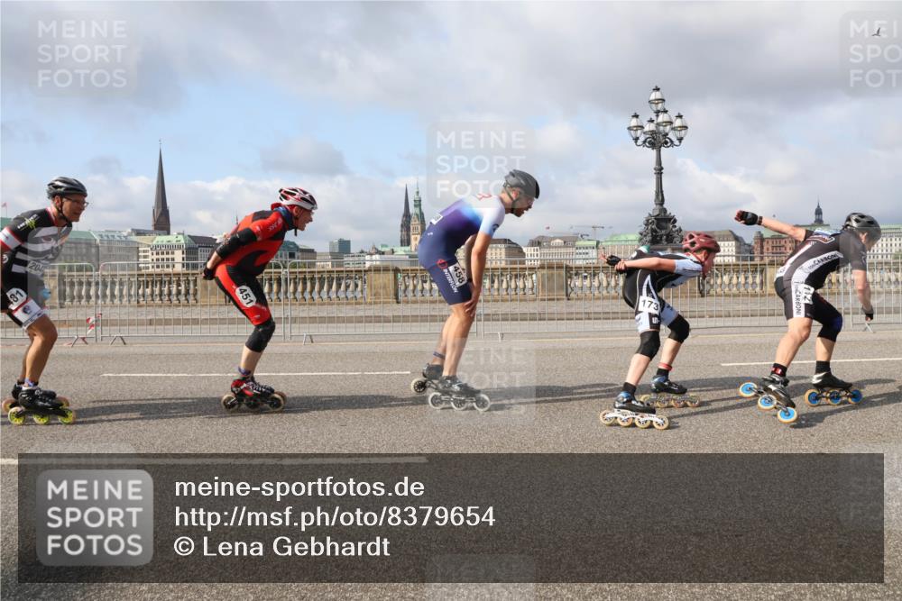 29.06.2025 - hella hamburg halbmarathon Lena Gebhardt http://msf.ph/oto/8379654 29.06.2025 08:51:57 Lombardsbrücke 451, 458, 112 meine-sportfotos.de