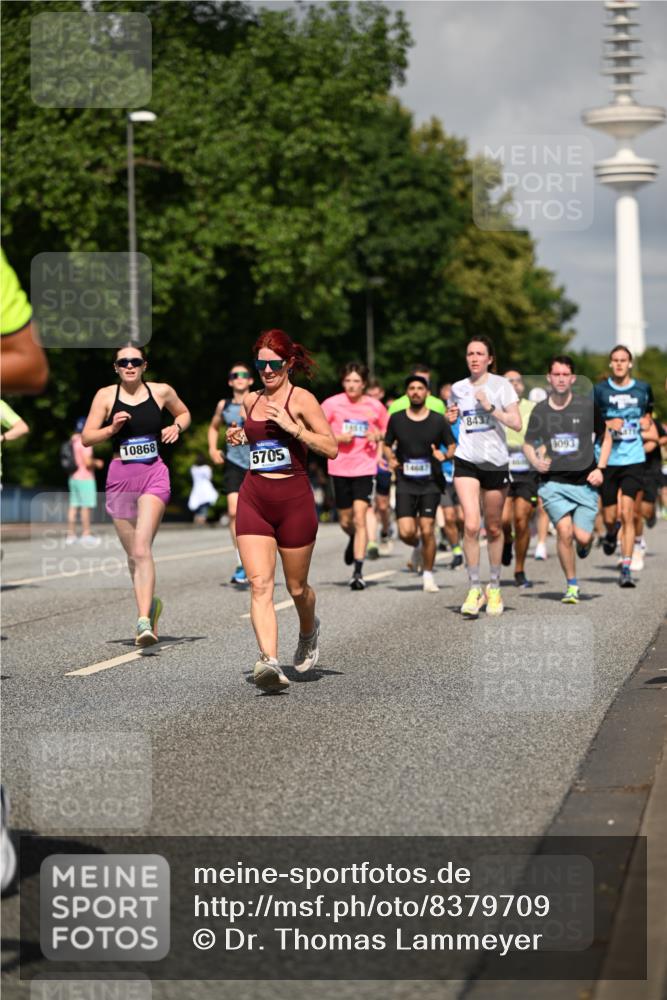 29.06.2025 - hella hamburg halbmarathon Dr. Thomas Lammeyer http://msf.ph/oto/8379709 29.06.2025 09:58:51 Kennedybrücke 1549, 2274, 2287, 2411, 2592, 2596, 3087, 3208, 3209, 3258, 3435, 3747, 4093, 4832, 5102, 5399, 5638, 5705, 6027, 6158, 6389, 6662, 6723, 6836, 6923, 7508, 7659, 8117, 8218, 8371, 8437, 8657, 8693, 8889, 9031, 9032, 9093, 9159, 9476, 9649, 9661, 9720, 9869, 9931, 10053, 10122, 10423 meine-sportfotos.de