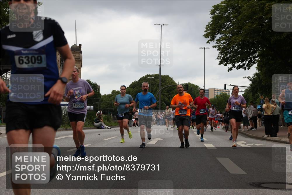 29.06.2025 - hella hamburg halbmarathon Yannick Fuchs http://msf.ph/oto/8379731 29.06.2025 10:54:40 20KM 1364, 1414, 1653, 1681, 2322, 2323, 2363, 6033, 6201, 6309, 6487, 6754, 6757, 7006, 7065, 7636, 8003, 8191, 8421, 8422, 8662, 8923, 9020, 9021, 10534, 10576, 11041, 11366, 11623, 11702, 11753, 11782, 11937, 12491, 13459, 13488, 13589, 14429, 15269, 17491, 17899, 17952, 18029, 18063, 19117, 19146, 19246 meine-sportfotos.de