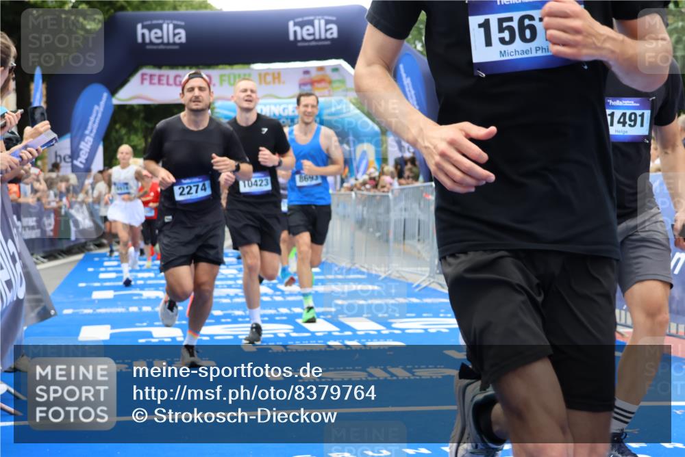 29.06.2025 - hella hamburg halbmarathon Strokosch-Dieckow http://msf.ph/oto/8379764 29.06.2025 10:47:22 Ziel 51, 1012, 1592, 2274, 2839, 2864, 2869, 2953, 3304, 5024, 5532, 5650, 6134, 6168, 6203, 8693, 8852, 9305, 10423, 11021, 11077, 11491, 11518, 13672, 13782, 14722, 15350, 15611, 15923, 16089, 16286, 16819, 17846, 17905, 18758, 18856, 18974 meine-sportfotos.de