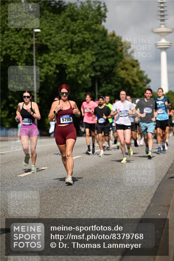 29.06.2025 - hella hamburg halbmarathon Dr. Thomas Lammeyer http://msf.ph/oto/8379768 29.06.2025 09:58:51 Kennedybrücke 1549, 2274, 2287, 2411, 2592, 2596, 3087, 3208, 3209, 3258, 3435, 3747, 4093, 4832, 5102, 5399, 5638, 5705, 6027, 6158, 6389, 6662, 6723, 6836, 6923, 7508, 7659, 8117, 8218, 8371, 8437, 8657, 8693, 8889, 9031, 9032, 9093, 9159, 9476, 9649, 9661, 9720, 9869, 9931, 10053, 10122, 10423 meine-sportfotos.de
