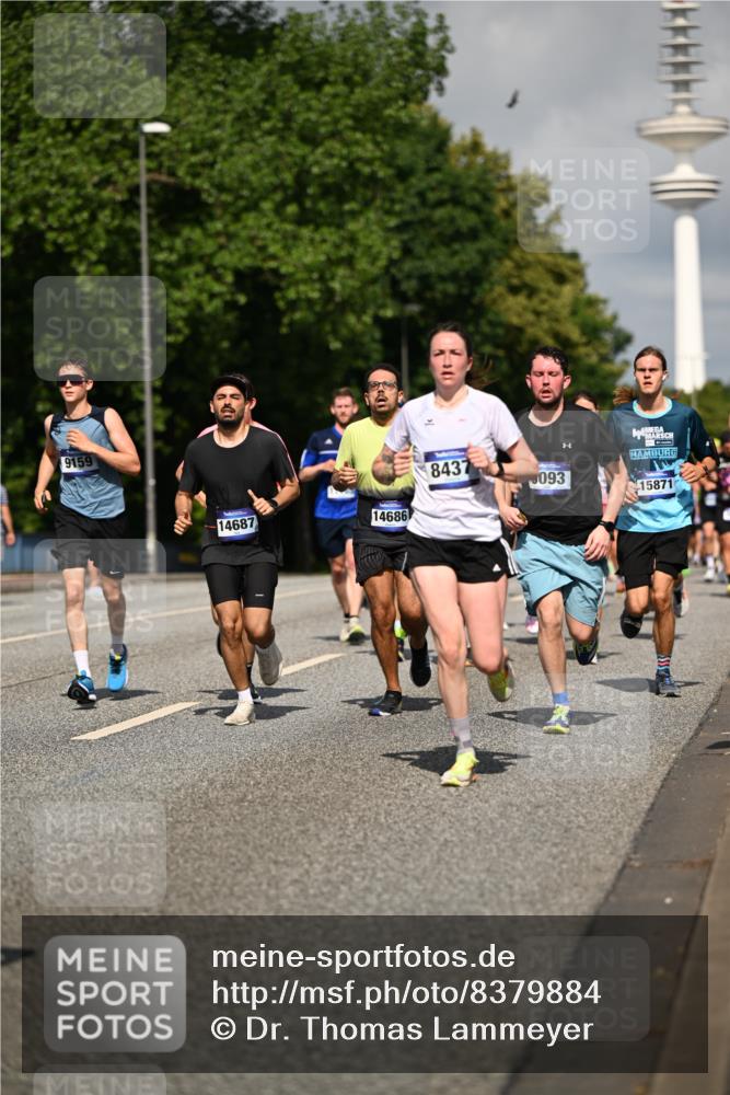 29.06.2025 - hella hamburg halbmarathon Dr. Thomas Lammeyer http://msf.ph/oto/8379884 29.06.2025 09:58:53 Kennedybrücke 1549, 1884, 2274, 2287, 2411, 2592, 2596, 3087, 3208, 3209, 3258, 3435, 3747, 4093, 4832, 5102, 5399, 5638, 5705, 6027, 6158, 6389, 6662, 6723, 6836, 6923, 7508, 7659, 8117, 8218, 8371, 8437, 8487, 8657, 8693, 8889, 9031, 9032, 9093, 9159, 9476, 9649, 9661, 9720, 9869, 9931, 10053, 10122, 10184, 10423 meine-sportfotos.de