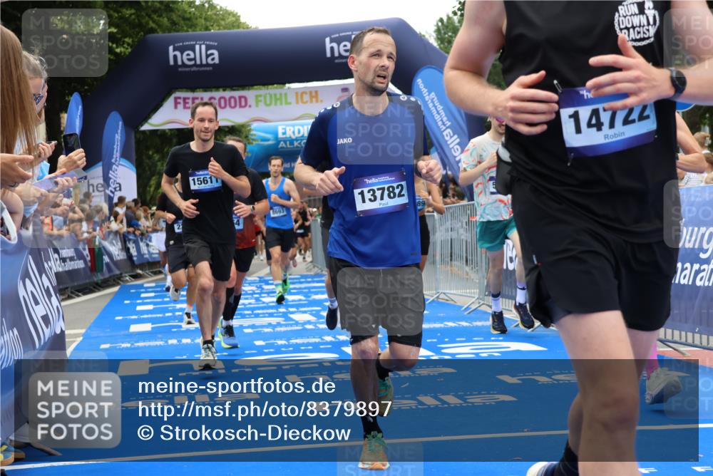 29.06.2025 - hella hamburg halbmarathon Strokosch-Dieckow http://msf.ph/oto/8379897 29.06.2025 10:47:20 Ziel 51, 1012, 2274, 2839, 2864, 2869, 5024, 5532, 5650, 6134, 6168, 6203, 8693, 9305, 10208, 10211, 10423, 11077, 11491, 11518, 13672, 13782, 14722, 15350, 15611, 15923, 16089, 16286, 16819, 18758, 18856, 18974 meine-sportfotos.de