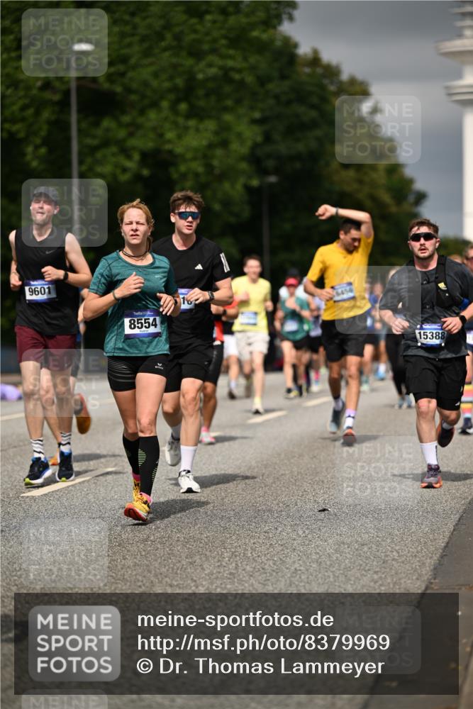 29.06.2025 - hella hamburg halbmarathon Dr. Thomas Lammeyer http://msf.ph/oto/8379969 29.06.2025 10:20:16 Kennedybrücke 1212, 1244, 1308, 1599, 2071, 2165, 2436, 2601, 2803, 3176, 3648, 4478, 4583, 4637, 4828, 6935, 7158, 7753, 8057, 8169, 8274, 8295, 8554, 8597, 8645, 8707, 8746, 9601, 9628, 9784, 9802, 9810, 9881, 10107, 10139, 10141, 10183, 10292, 10844, 11113, 11344, 11345 meine-sportfotos.de