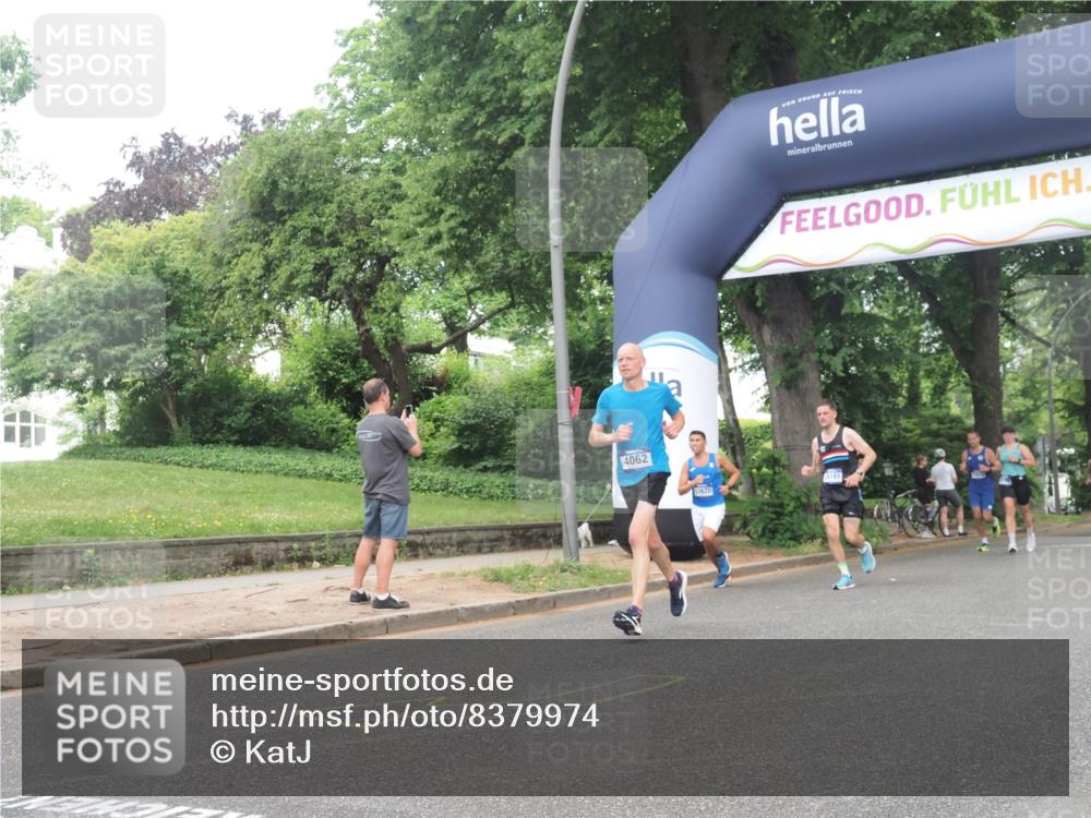 29.06.2025 - hella hamburg halbmarathon KatJ http://msf.ph/oto/8379974 29.06.2025 10:25:01 Zwischen KM18-KM19 4062, 6829, 6990, 7831 meine-sportfotos.de
