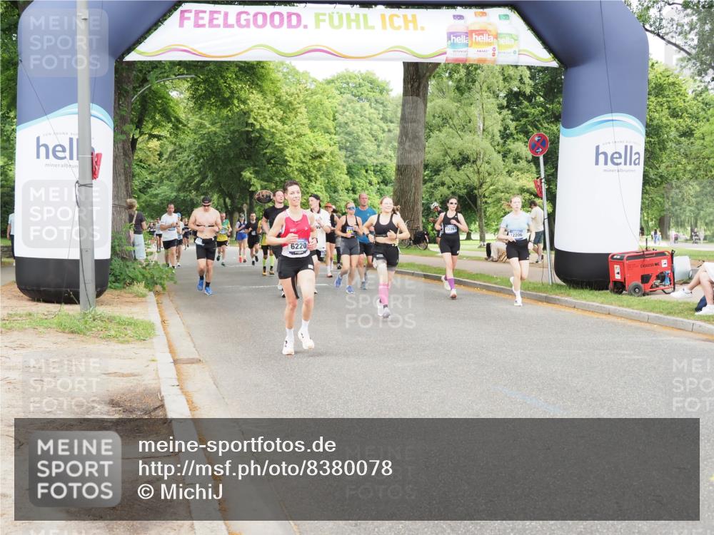 29.06.2025 - hella hamburg halbmarathon MichiJ http://msf.ph/oto/8380078 29.06.2025 10:46:12 Zwischen KM18-KM19 3425, 3983, 4502, 6997, 7065, 8585, 10703, 11159, 11808, 13847, 14567, 15240, 16160, 16341, 17017, 17503, 18716, 18985 meine-sportfotos.de