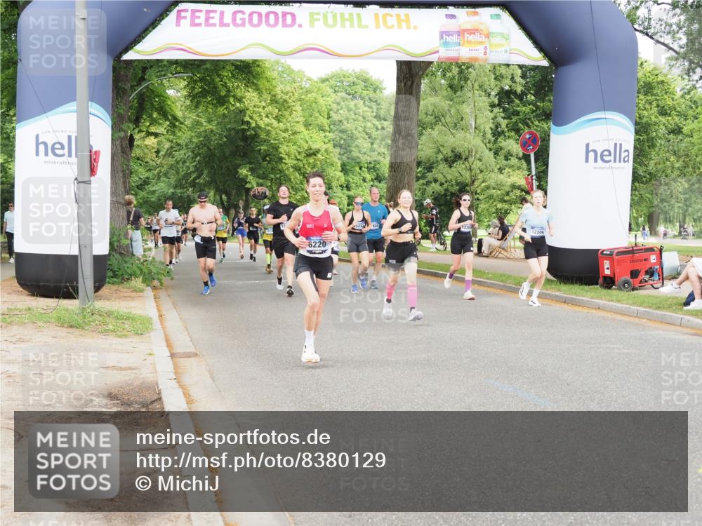 29.06.2025 - hella hamburg halbmarathon MichiJ http://msf.ph/oto/8380129 29.06.2025 10:46:12 Zwischen KM18-KM19 3425, 3983, 4502, 6997, 7065, 8585, 10703, 11159, 11808, 13847, 14567, 15240, 16160, 16341, 17017, 17503, 18716, 18985 meine-sportfotos.de