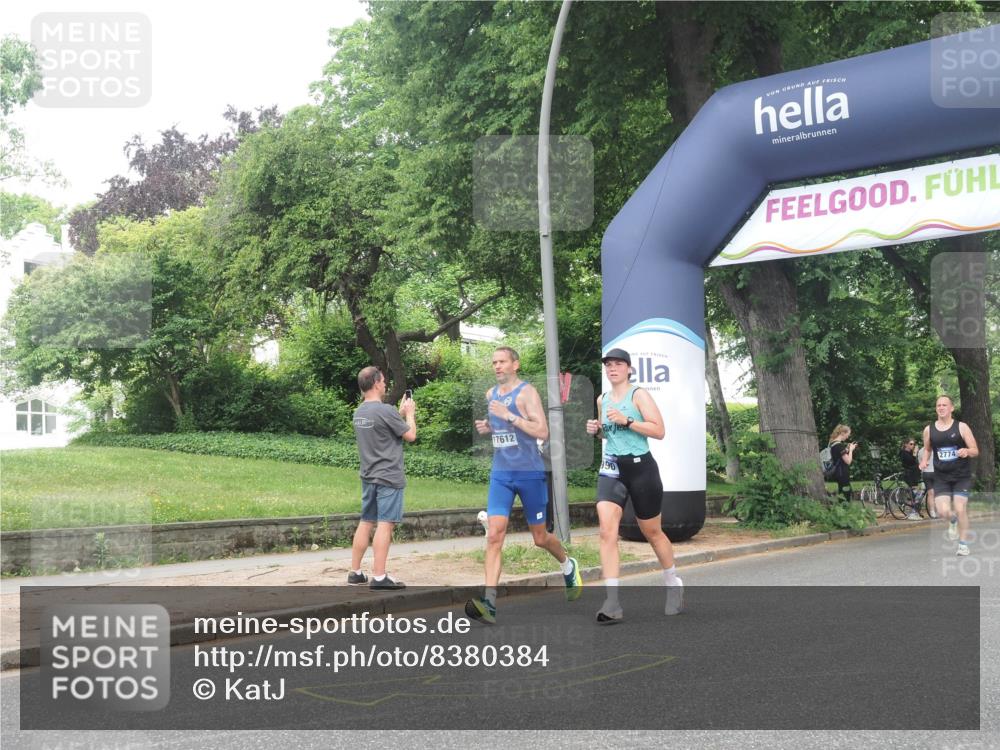 29.06.2025 - hella hamburg halbmarathon KatJ http://msf.ph/oto/8380384 29.06.2025 10:25:04 Zwischen KM18-KM19 2774, 4062, 6829, 6990, 7831 meine-sportfotos.de