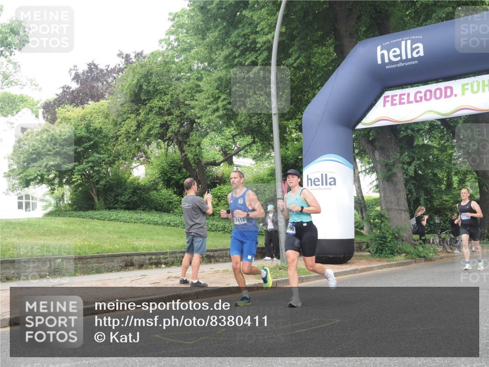 29.06.2025 - hella hamburg halbmarathon KatJ http://msf.ph/oto/8380411 29.06.2025 10:25:04 Zwischen KM18-KM19 2774, 4062, 6829, 6990, 7831 meine-sportfotos.de