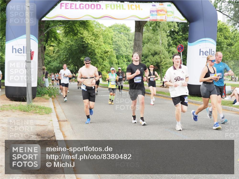 29.06.2025 - hella hamburg halbmarathon MichiJ http://msf.ph/oto/8380482 29.06.2025 10:46:15 Zwischen KM18-KM19 2780, 6220, 7065, 8585, 10488, 11808, 12206, 12261, 12446, 13847, 15232, 15284, 17503, 18985, 19160 meine-sportfotos.de