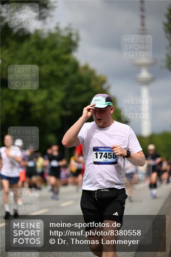 29.06.2025 - hella hamburg halbmarathon Dr. Thomas Lammeyer http://msf.ph/oto/8380558 29.06.2025 10:42:36 Kennedybrücke 1394, 1578, 1596, 1791, 1901, 2151, 3094, 3095, 3338, 3633, 3635, 3636, 3716, 3841, 3927, 4414, 4921, 5300, 5713, 5790, 6695, 6696, 6751, 6930, 7118, 7119, 7148, 7244, 7371, 7552, 7692, 7914, 8539, 8615, 9424, 9500, 9699, 10584, 11152 meine-sportfotos.de