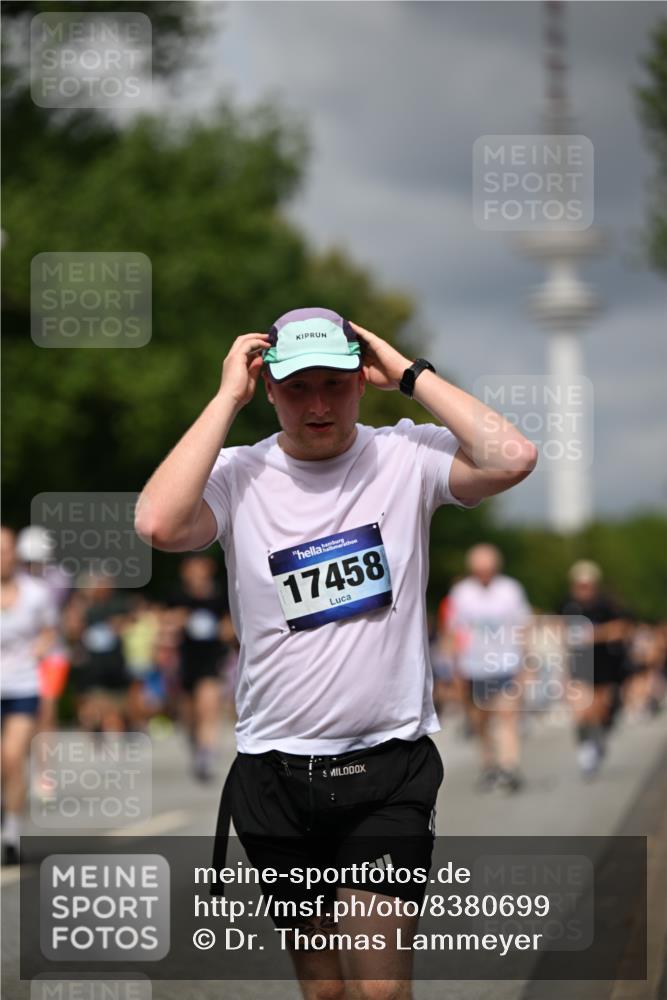 29.06.2025 - hella hamburg halbmarathon Dr. Thomas Lammeyer http://msf.ph/oto/8380699 29.06.2025 10:42:37 Kennedybrücke 1394, 1578, 1596, 1791, 1901, 2151, 3094, 3095, 3323, 3338, 3633, 3635, 3636, 3716, 3841, 3927, 4414, 4921, 5300, 5713, 5790, 6199, 6200, 6695, 6696, 6751, 6930, 7118, 7119, 7148, 7165, 7244, 7371, 7552, 7692, 7849, 7914, 8539, 8615, 9424, 9500, 9699, 10584, 11152 meine-sportfotos.de