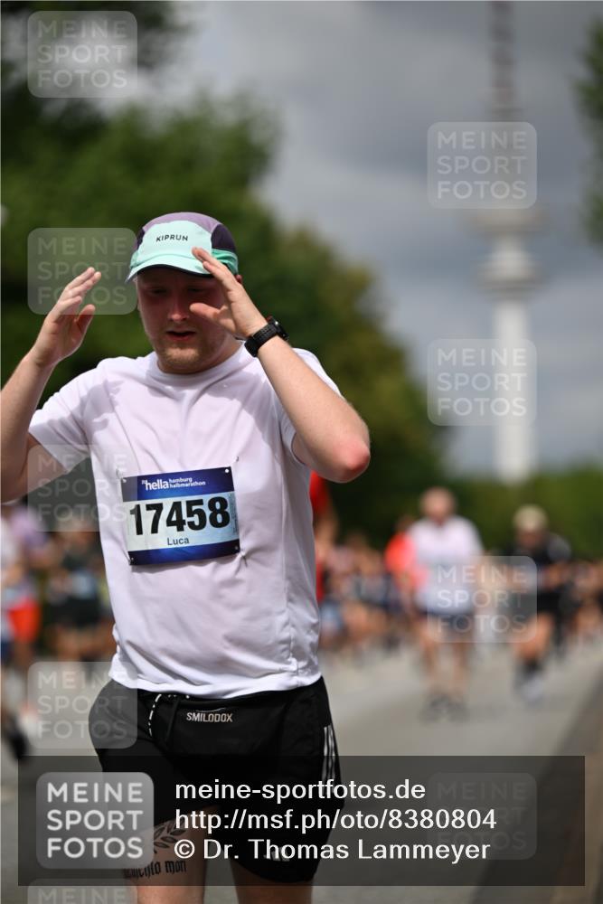 29.06.2025 - hella hamburg halbmarathon Dr. Thomas Lammeyer http://msf.ph/oto/8380804 29.06.2025 10:42:37 Kennedybrücke 1394, 1578, 1596, 1791, 1901, 2151, 3094, 3095, 3323, 3338, 3633, 3635, 3636, 3716, 3841, 3927, 4414, 4921, 5300, 5713, 5790, 6199, 6200, 6695, 6696, 6751, 6930, 7118, 7119, 7148, 7165, 7244, 7371, 7552, 7692, 7849, 7914, 8539, 8615, 9424, 9500, 9699, 10584, 11152 meine-sportfotos.de