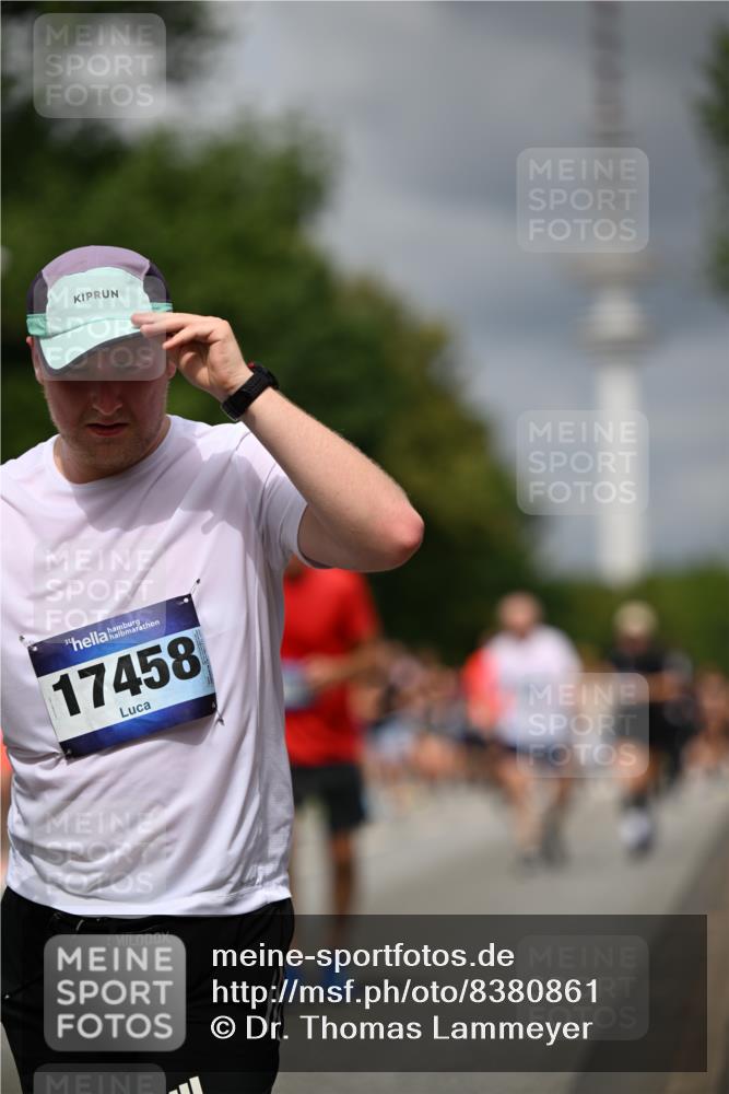 29.06.2025 - hella hamburg halbmarathon Dr. Thomas Lammeyer http://msf.ph/oto/8380861 29.06.2025 10:42:37 Kennedybrücke 1394, 1578, 1596, 1791, 1901, 2151, 3094, 3095, 3323, 3338, 3633, 3635, 3636, 3716, 3841, 3927, 4414, 4921, 5300, 5713, 5790, 6199, 6200, 6695, 6696, 6751, 6930, 7118, 7119, 7148, 7165, 7244, 7371, 7552, 7692, 7849, 7914, 8539, 8615, 9424, 9500, 9699, 10584, 11152 meine-sportfotos.de