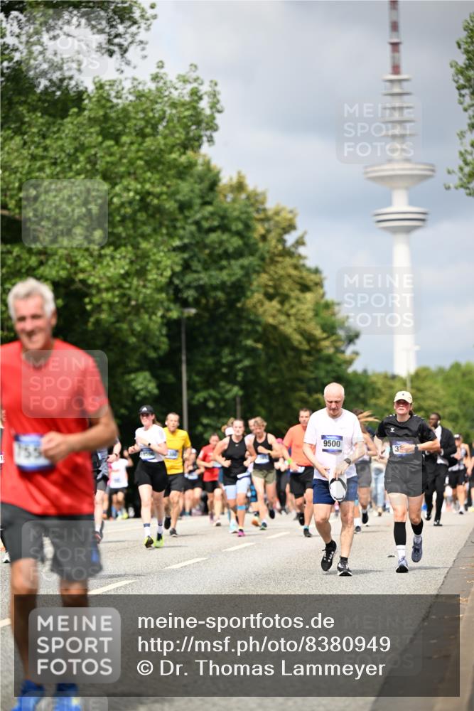 29.06.2025 - hella hamburg halbmarathon Dr. Thomas Lammeyer http://msf.ph/oto/8380949 29.06.2025 10:42:39 Kennedybrücke 1394, 1596, 1791, 1901, 2151, 3094, 3095, 3323, 3338, 3633, 3635, 3636, 3716, 3841, 3927, 4414, 4921, 5300, 5713, 5790, 6199, 6200, 6695, 6696, 6751, 6930, 7118, 7119, 7148, 7165, 7244, 7371, 7552, 7692, 7849, 7914, 8539, 8583, 8615, 9424, 9500, 9699, 10584, 11152 meine-sportfotos.de